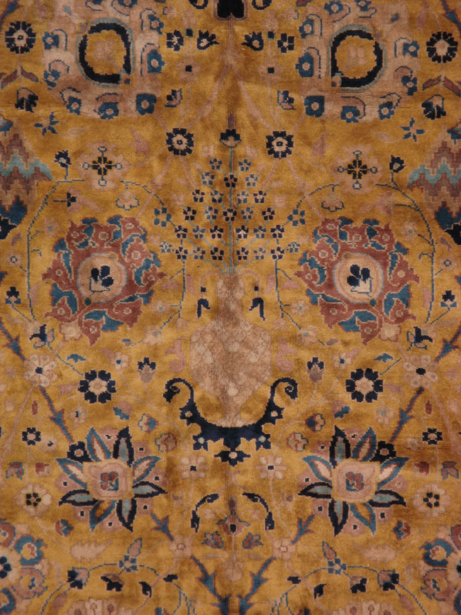 A Lahore Carpet, No.12272 - Galerie Shabab