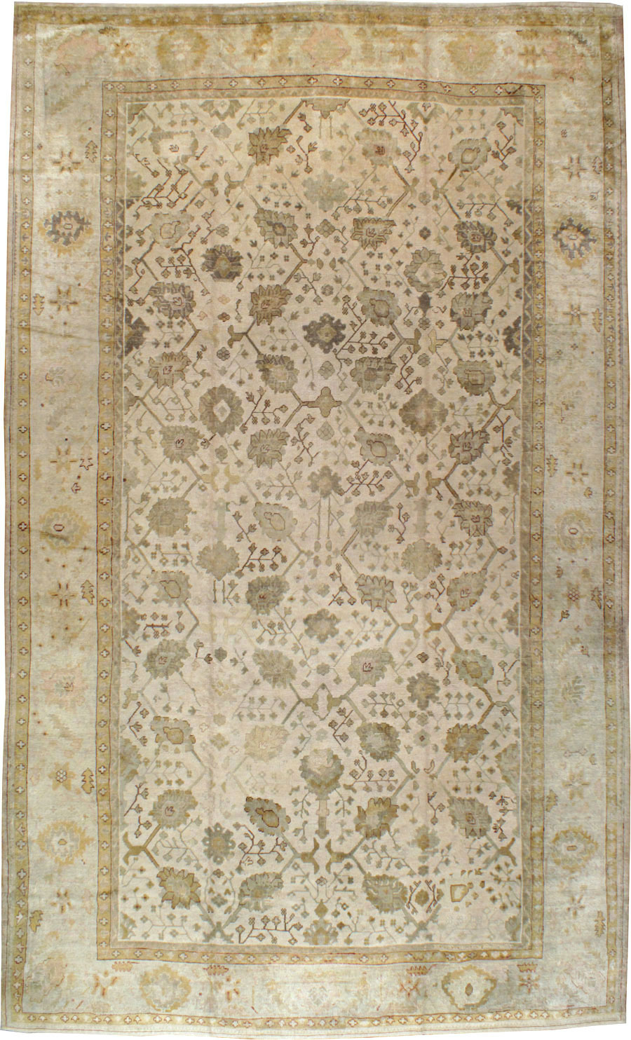 Antique Turkish Oushak Rug, No.12287 - Galerie Shabab