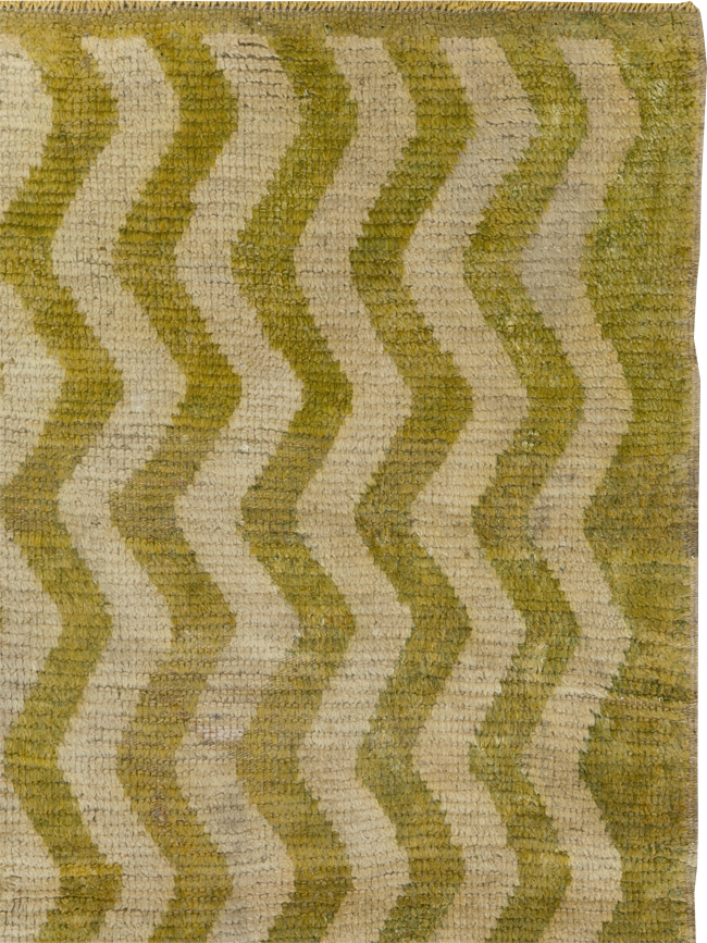 Vintage Turkish Konya Throw Rug, No.12297 - Galerie Shabab