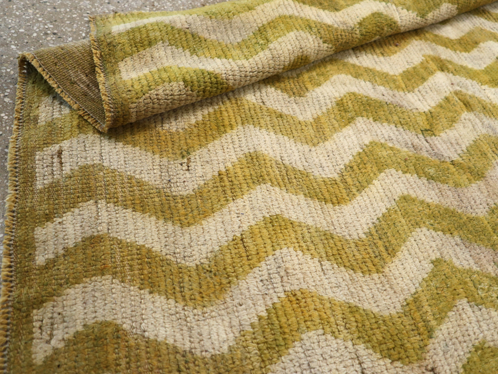 Vintage Turkish Konya Throw Rug, No.12297 - Galerie Shabab