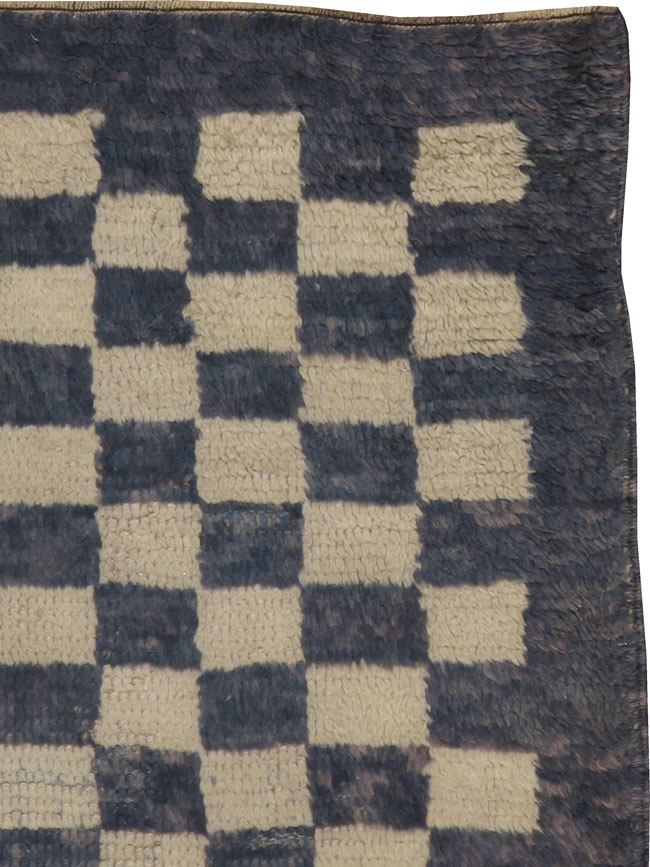 Vintage Tulu Rug, No.12298 - Galerie Shabab