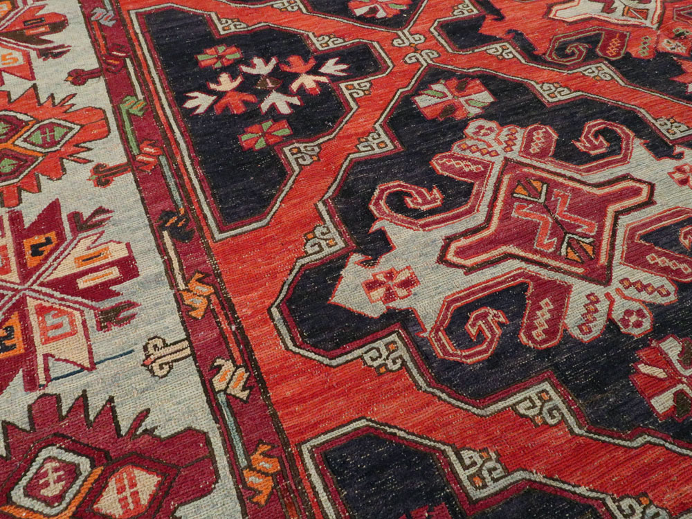 Vintage Central Asian Soumak Rug, No.12373 - Galerie Shabab