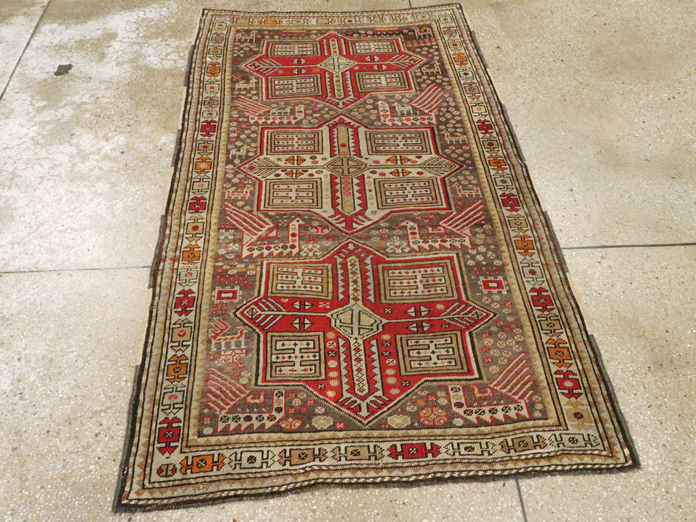 Antique Caucasian Kazak Rug, No.12424 - Galerie Shabab