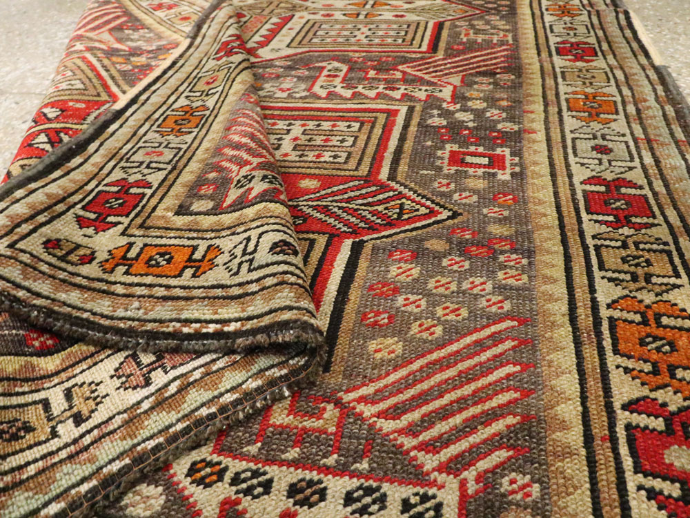Antique Caucasian Kazak Rug, No.12424 - Galerie Shabab