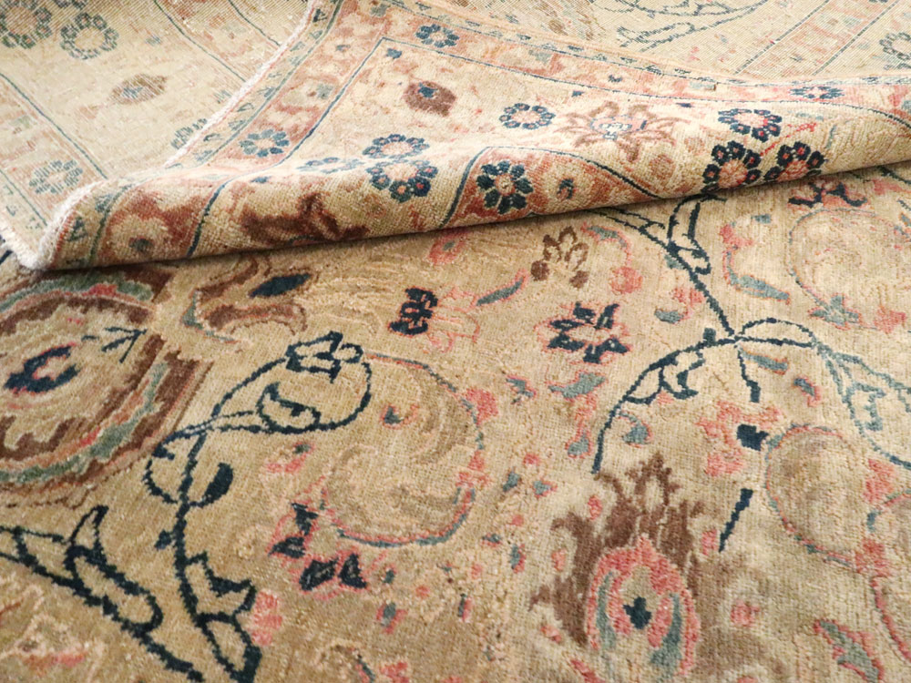 Antique Persian Tabriz Rug, No.12425 - Galerie Shabab