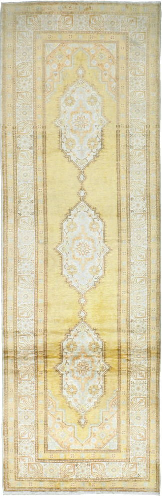 Vintage Turkish Sivas Runner, No.12434 - Galerie Shabab
