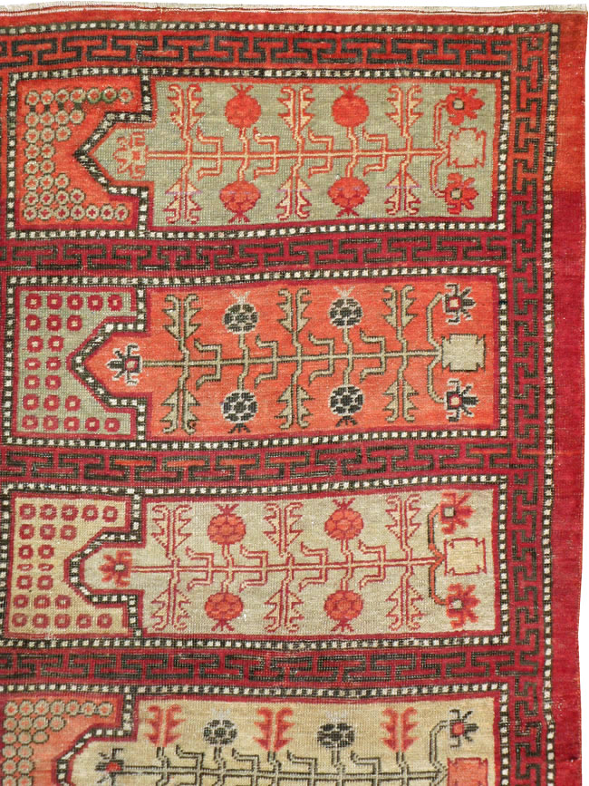 Antique Turkestan Khotan Rug, No.12443 - Galerie Shabab