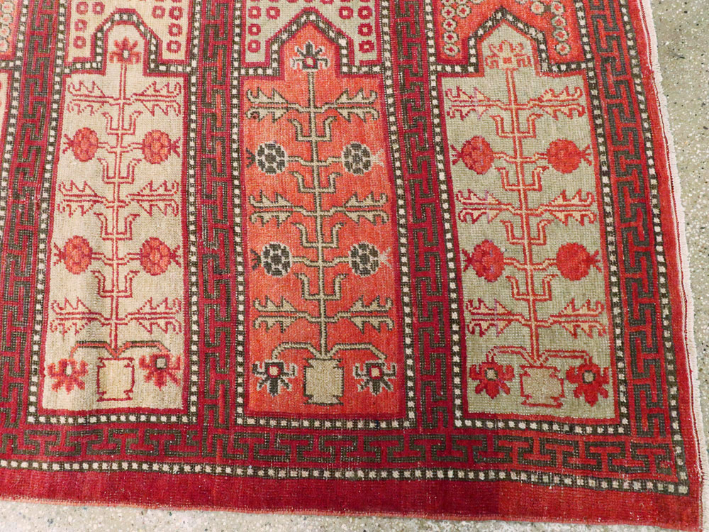 Antique Turkestan Khotan Rug, No.12443 - Galerie Shabab