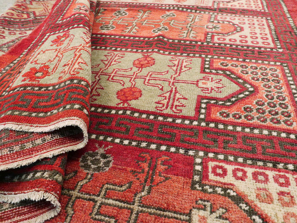 Antique Turkestan Khotan Rug, No.12443 - Galerie Shabab