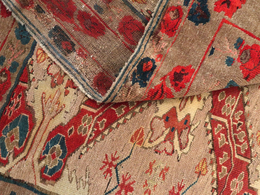 Antique Caucasian Karabagh Rug, No.12447 - Galerie Shabab