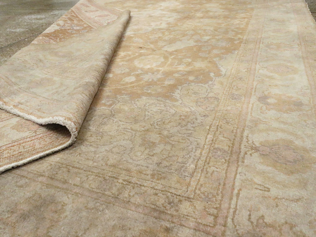 Vintage Turkish Sivas Rug, No.12448 - Galerie Shabab