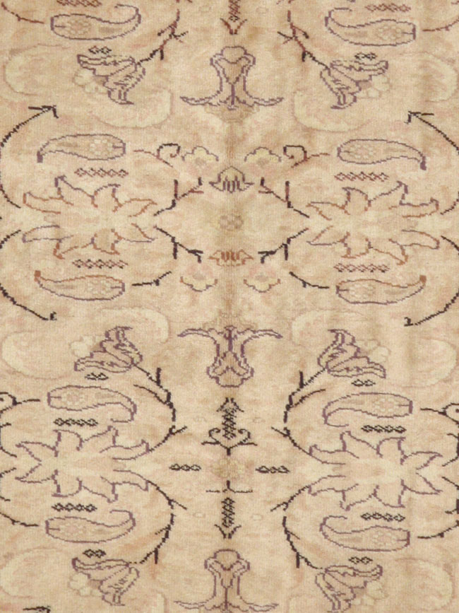 Vintage Turkish Sivas Carpet, No.12459 - Galerie Shabab