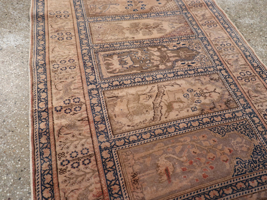 Vintage Turkish Sivas Runner, No.12460 - Galerie Shabab