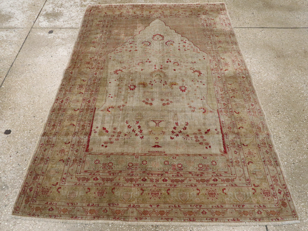 Antique Turkish Herekeh Silk Rug, No.12472 - Galerie Shabab