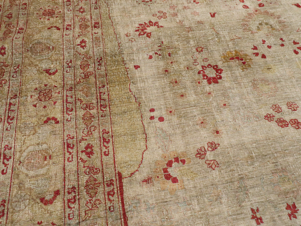 Antique Turkish Herekeh Silk Rug, No.12472 - Galerie Shabab