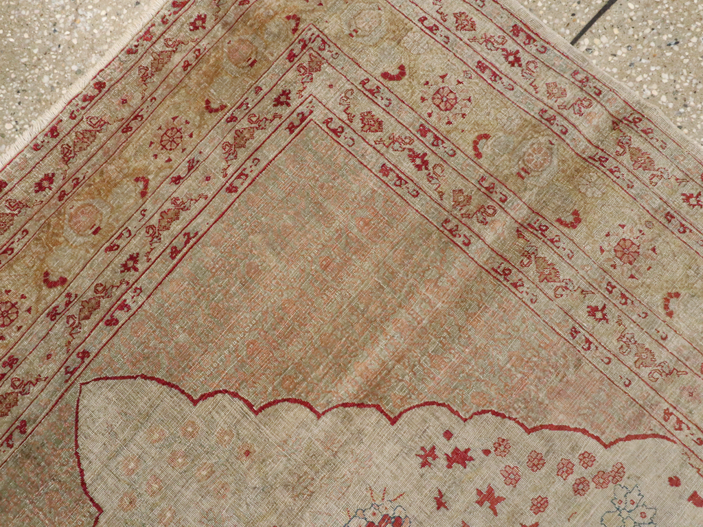 Antique Turkish Herekeh Silk Rug, No.12472 - Galerie Shabab