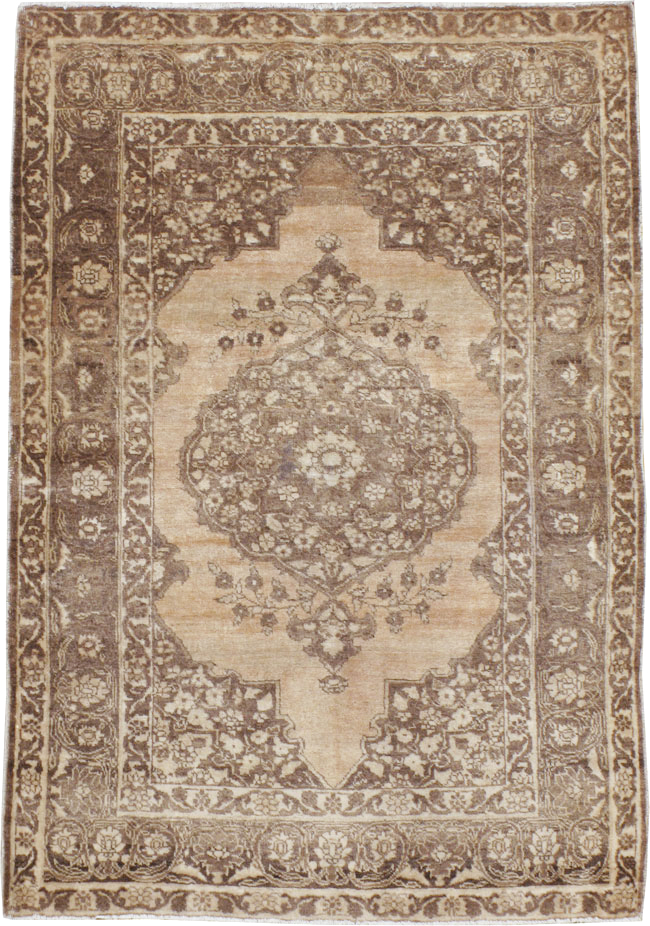 Antique Persian Tabriz Rug, No.12477 - Galerie Shabab
