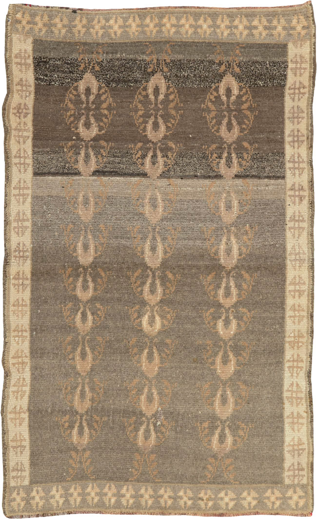 Vintage Turkish Anatolian Rug, No.12488 - Galerie Shabab