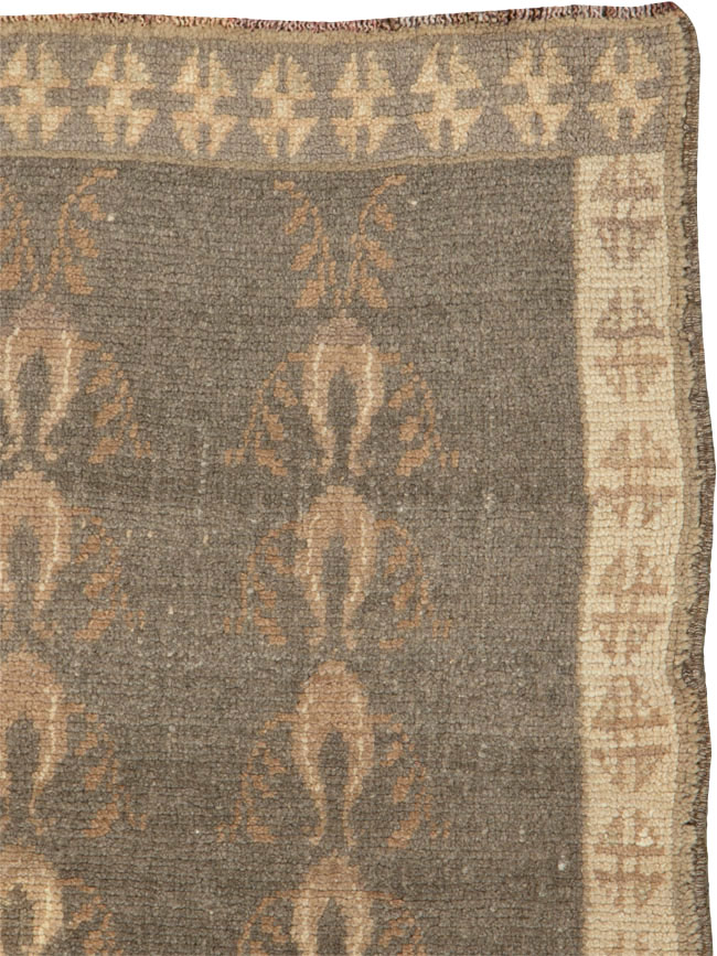 Vintage Turkish Anatolian Rug, No.12488 - Galerie Shabab