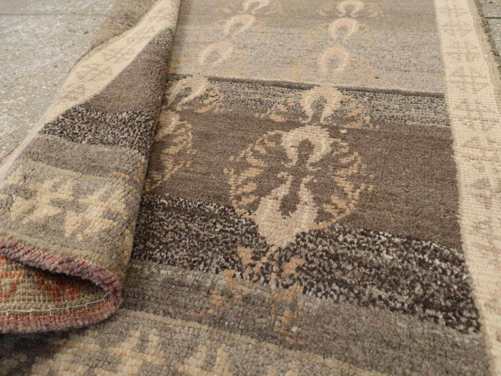 Vintage Turkish Anatolian Rug, No.12488 - Galerie Shabab