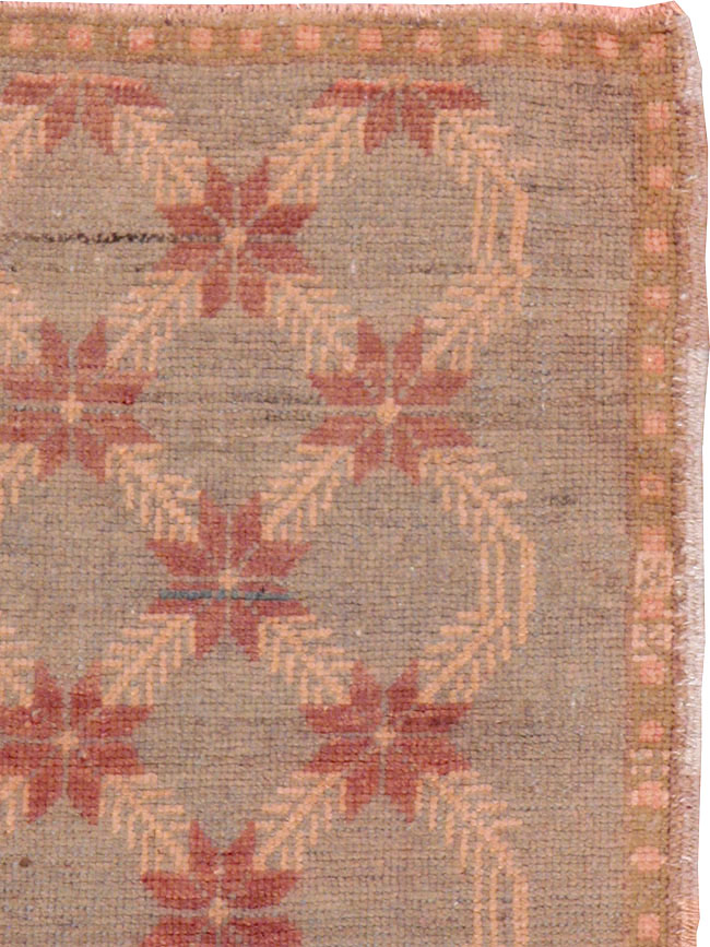 Vintage Turkish Anatolian Rug, No.12495 - Galerie Shabab