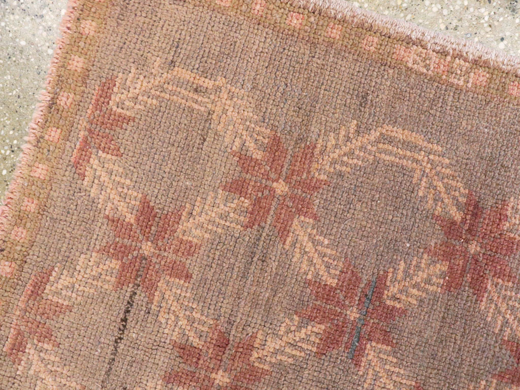 Vintage Turkish Anatolian Rug, No.12495 - Galerie Shabab