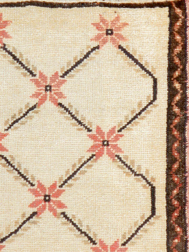 Vintage Turkish Anatolian Rug, No.12504 - Galerie Shabab
