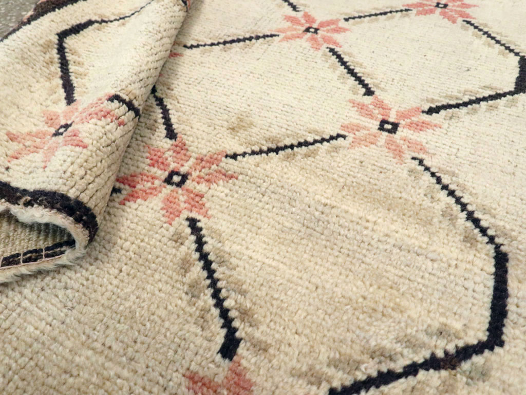 Vintage Turkish Anatolian Rug, No.12504 - Galerie Shabab