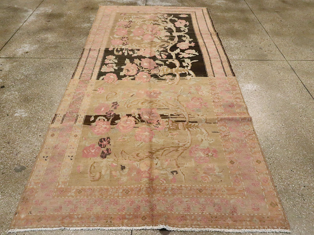 Antique Caucasian Karabagh Carpet, No.12506 - Galerie Shabab