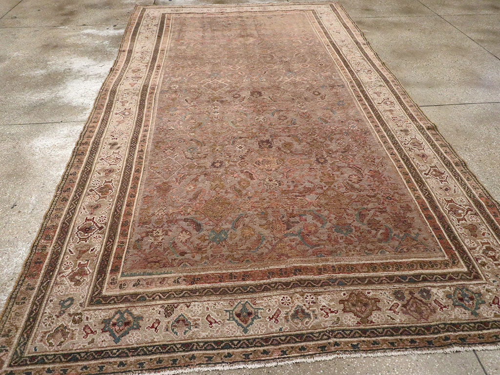 Antique Persian Malayer Gallery Carpet, No.12531 - Galerie Shabab