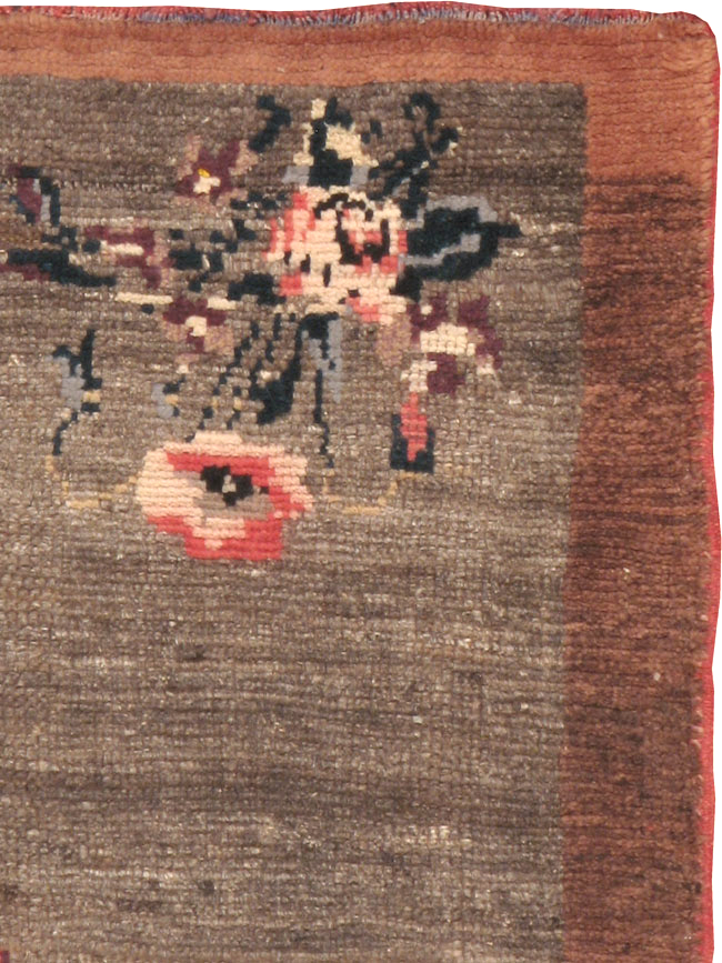 Vintage Turkish Anatolian Throw Rug, No.12553 - Galerie Shabab