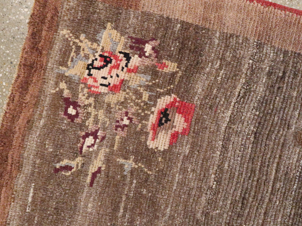 Vintage Turkish Anatolian Throw Rug, No.12553 - Galerie Shabab