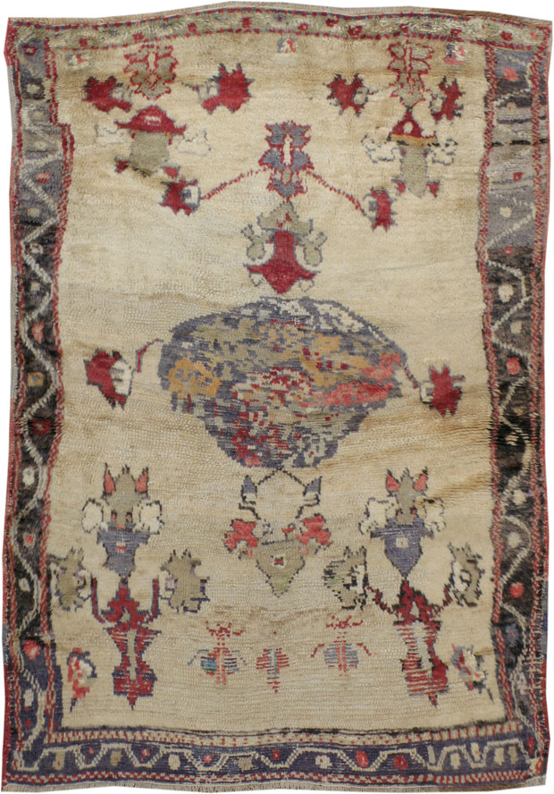 An Oushak Rug, No.12560 - Galerie Shabab
