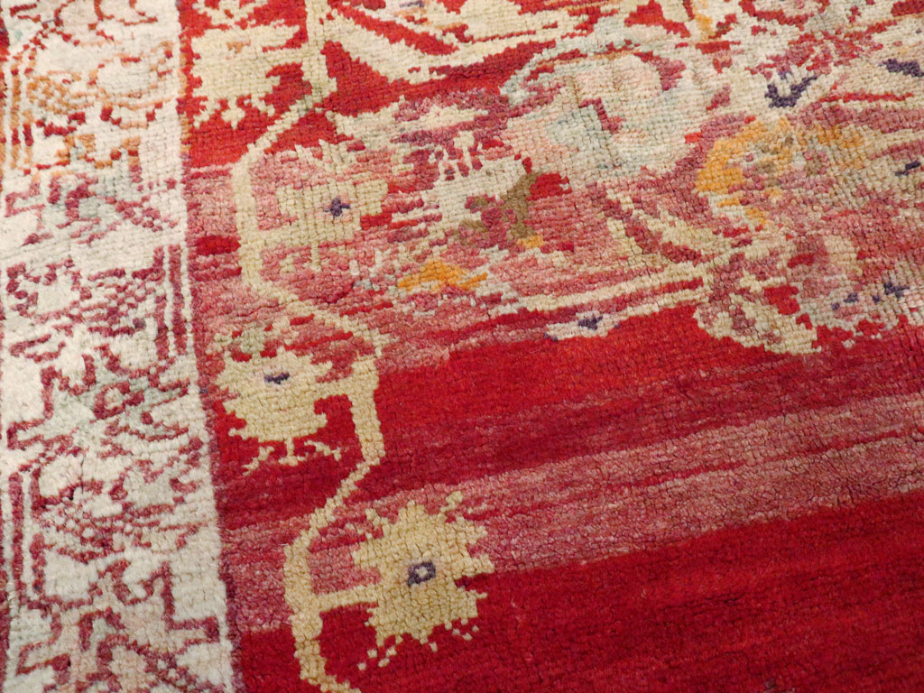 Antique Turkish Oushak Rug, No.12617 - Galerie Shabab