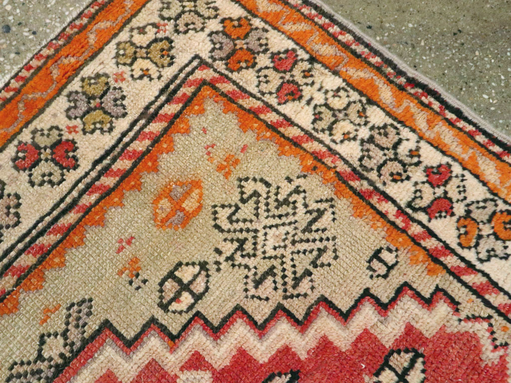 Vintage Turkish Anatolian Rug, No.12632 - Galerie Shabab