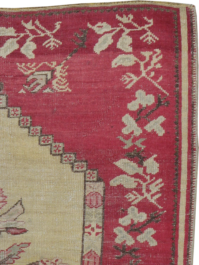 Antique Ghiordes Rug, No.12687 - Galerie Shabab