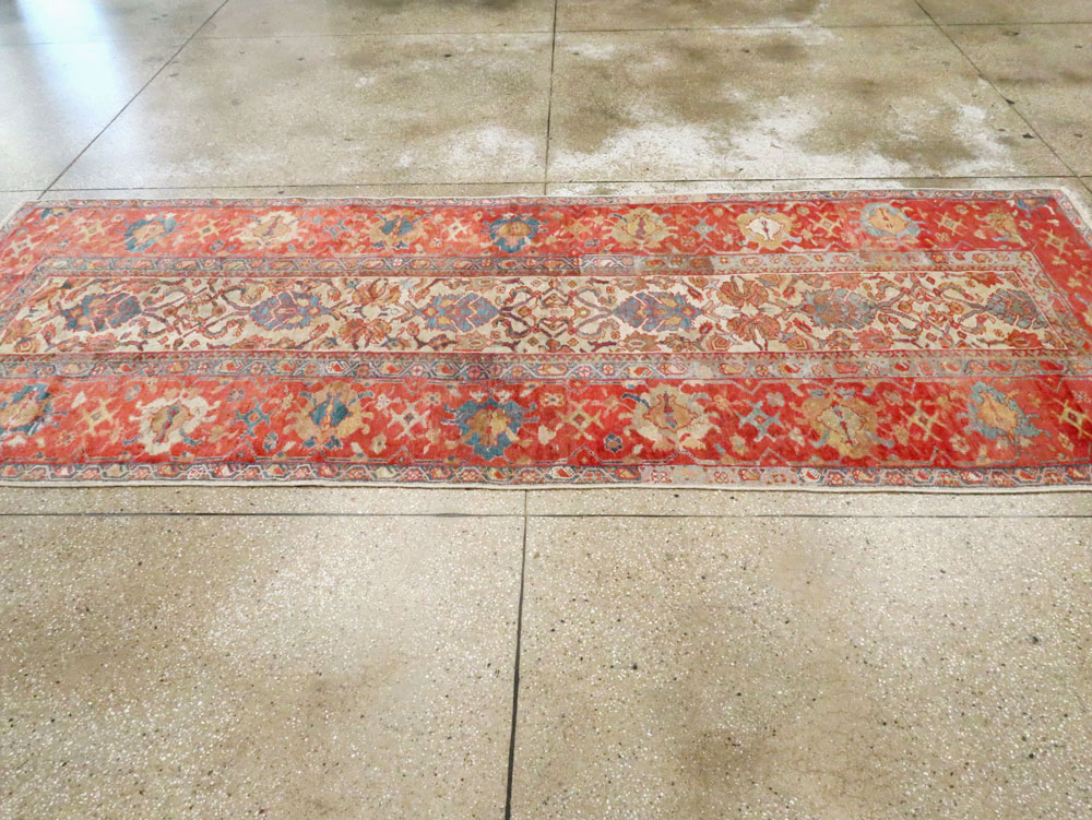 Antique Persian Sultanabad Runner, No.12695 - Galerie Shabab