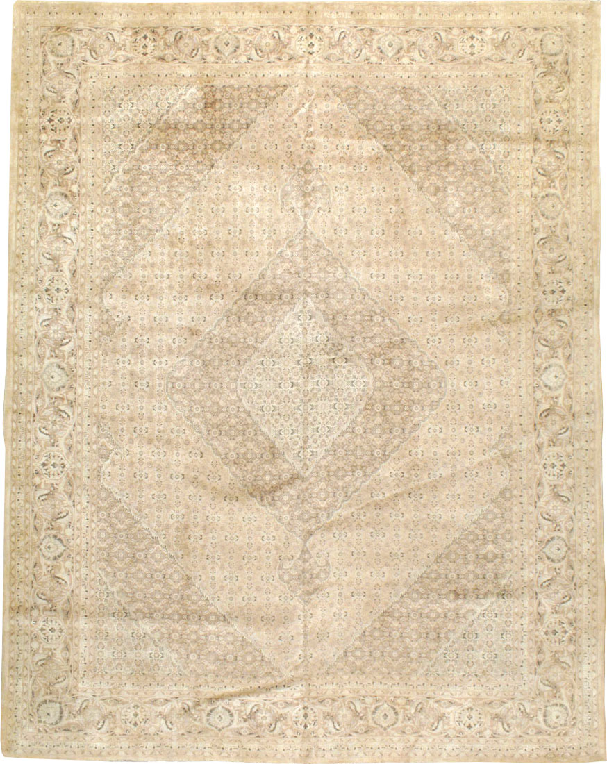 Antique Persian Tabriz Rug, No.12727 - Galerie Shabab