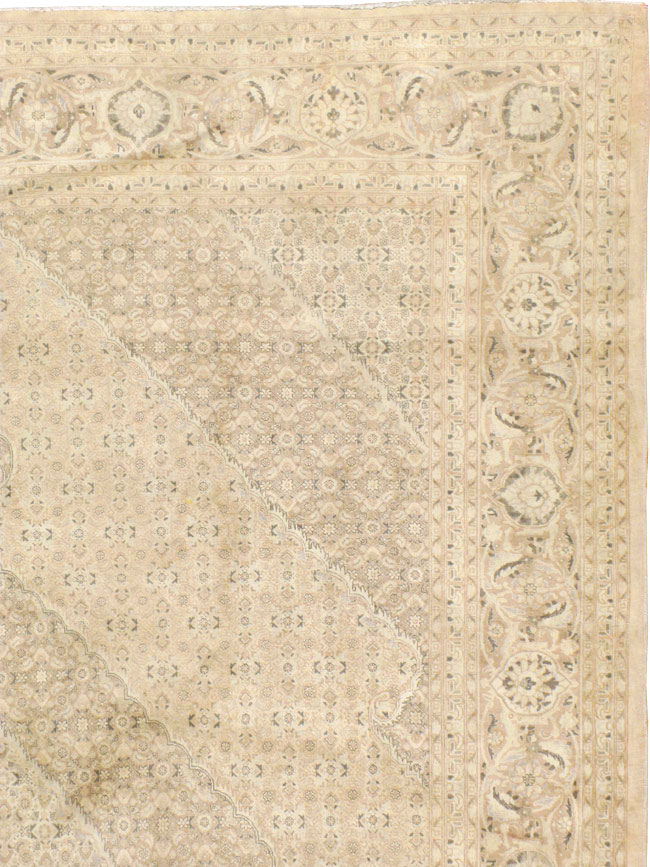 Antique Persian Tabriz Rug, No.12727 - Galerie Shabab