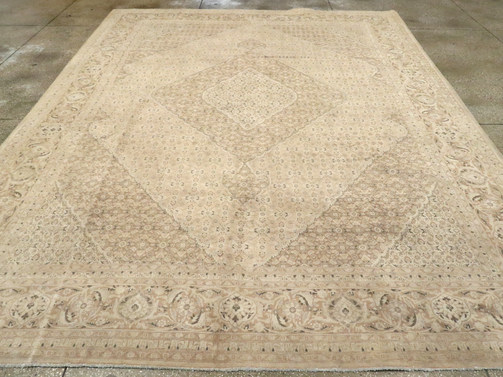Antique Persian Tabriz Rug, No.12727 - Galerie Shabab