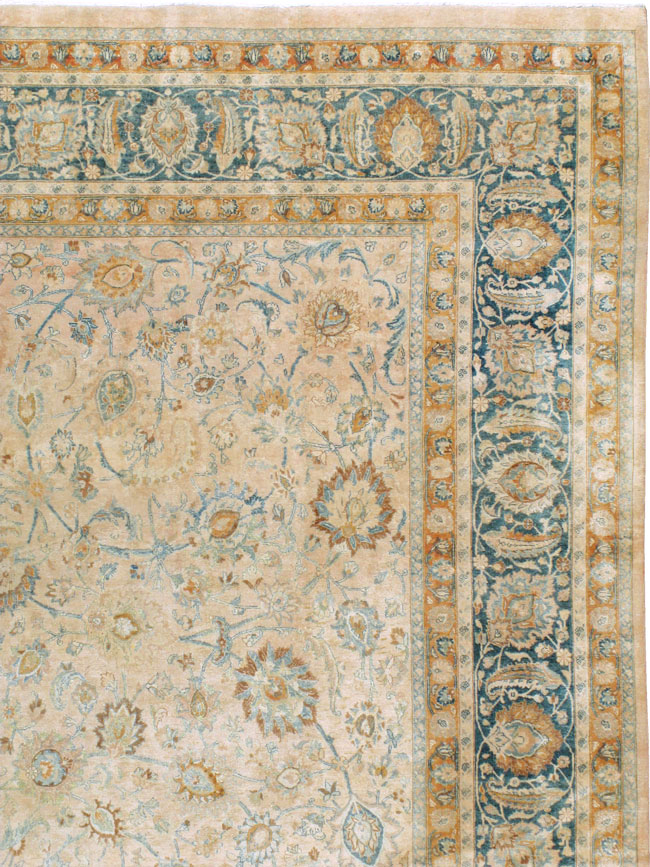 Antique Persian Mashad Rug, No.12731 - Galerie Shabab