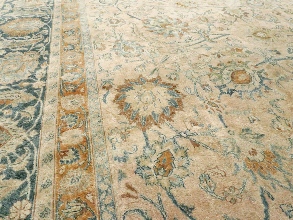 Antique Persian Mashad Rug, No.12731 - Galerie Shabab