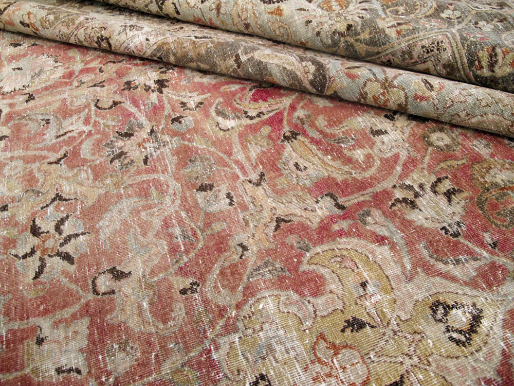 Antique Persian Mashad Rug, No.12732 - Galerie Shabab