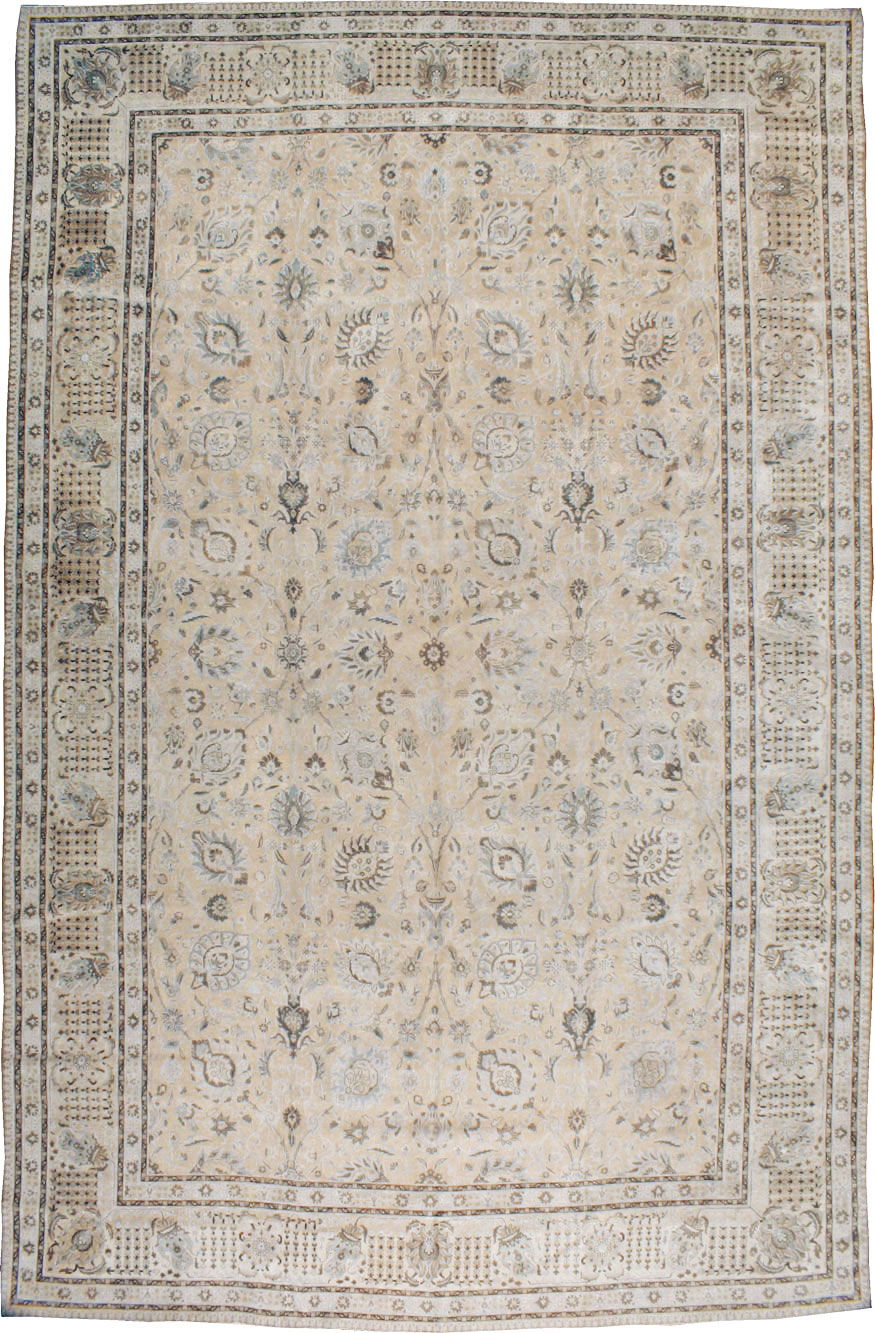 Antique Persian Tabriz Rug, No.12777 - Galerie Shabab