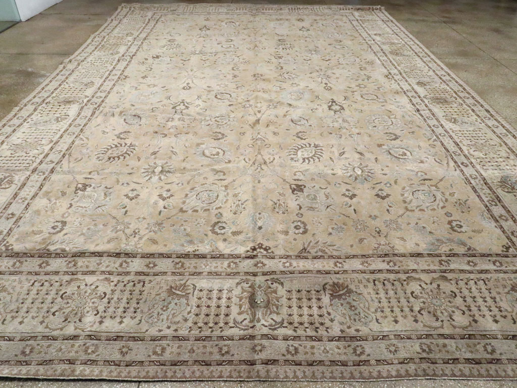 Antique Persian Tabriz Rug, No.12777 - Galerie Shabab