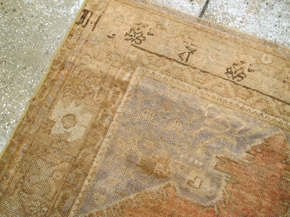 Antique Turkish Oushak Rug, No.12796 - Galerie Shabab