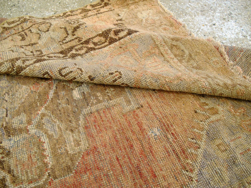 Antique Turkish Oushak Rug, No.12796 - Galerie Shabab