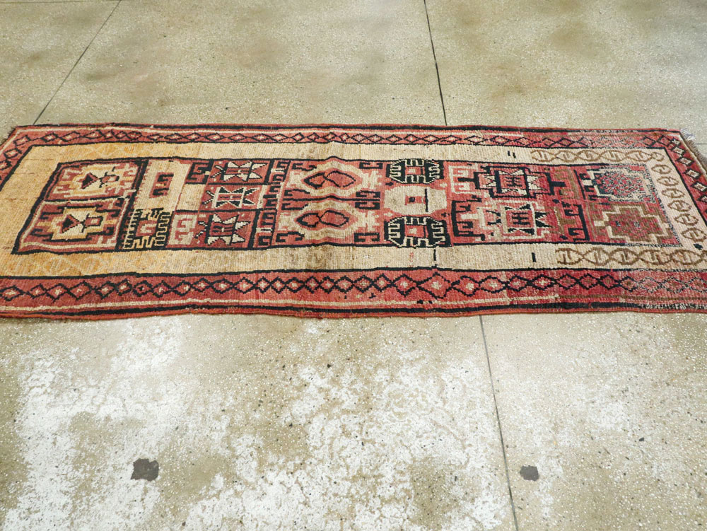 Antique Turkish Anatolian Runner, No.12833 - Galerie Shabab