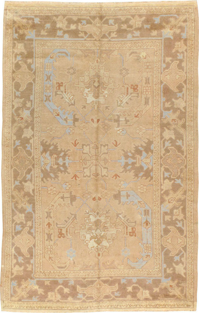 Antique Turkish Oushak Rug, No.12879 - Galerie Shabab
