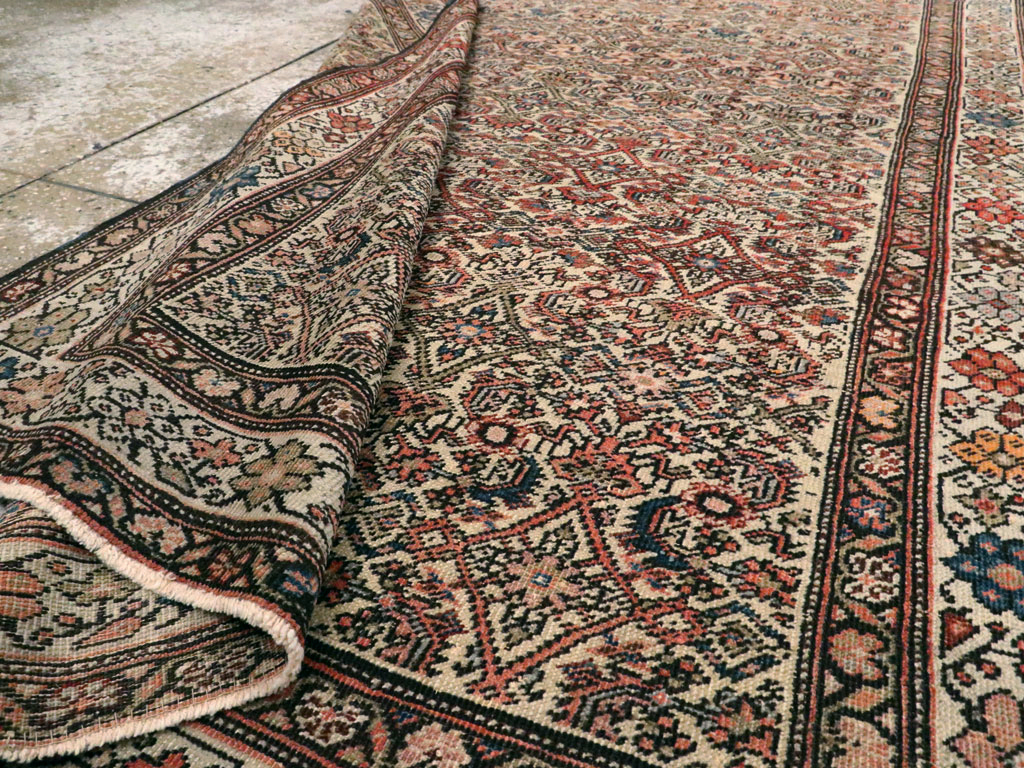 Antique Persian Fereghan Rug, No.12912 - Galerie Shabab